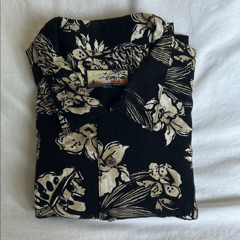 Black and White Casual Floral Button Down Shirt